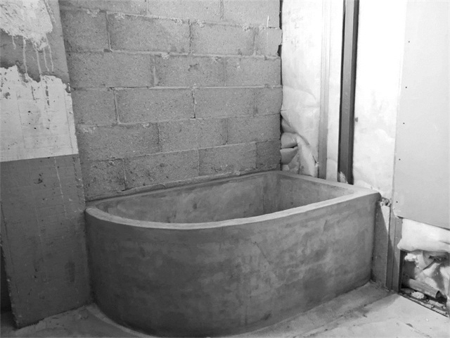水泥浴缸
