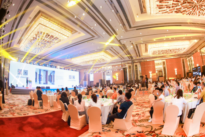 (产品大会通稿）木门+，原点·共生——2021第十届中国木门+产品大会在广州召开163.png