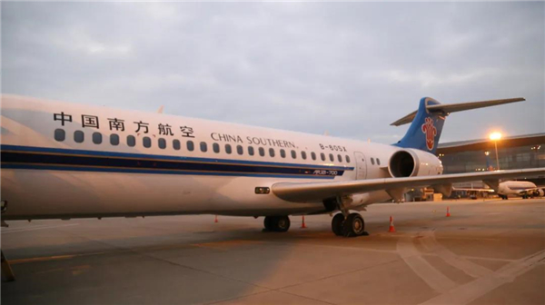 今年不断进行系列举措升维品牌,并于8月联合中国南方航空,打造品牌